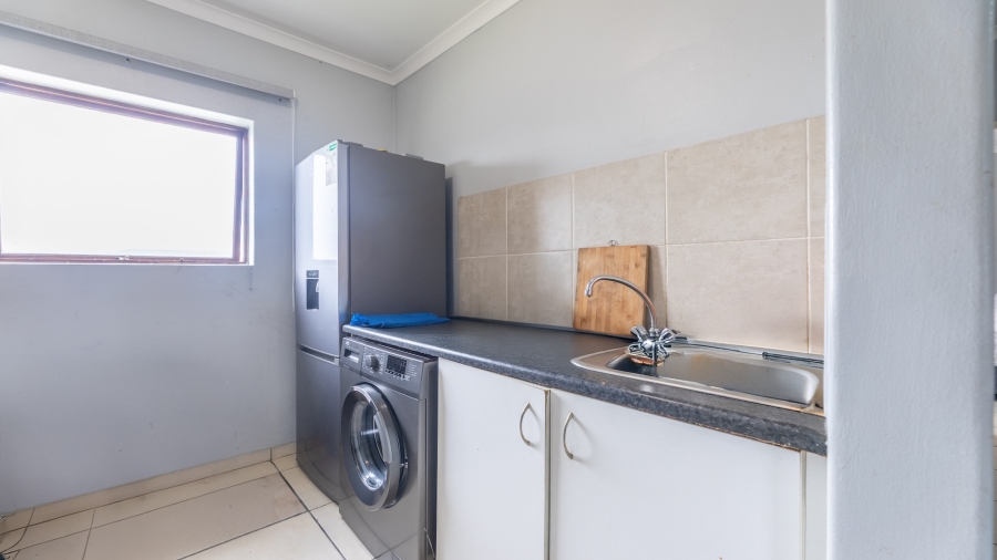 2 Bedroom Property for Sale in Parklands Western Cape